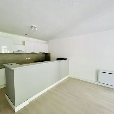 Appartement 6 pièces 124000 €