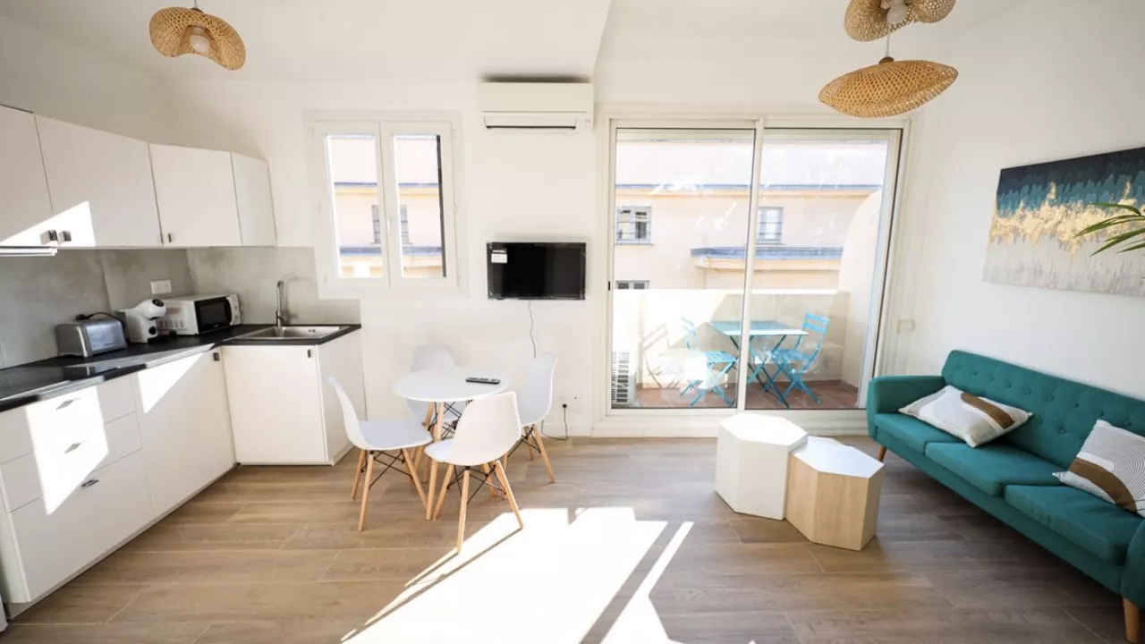 appartement 3 pièces 43 m2 à louer à Marseille 1 (13001)