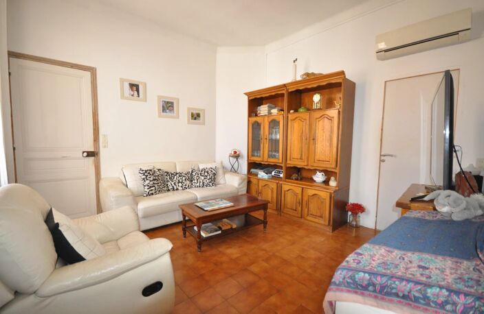F4 DERNIER ETAGE - URGENT CAUSE SANTE — photo 4