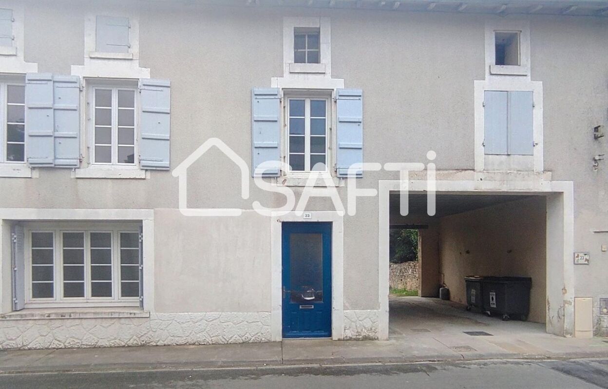 maison 4 pièces 93 m2 à vendre à Aulnay (17470)