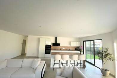 Maison 4 pièces 330000 €