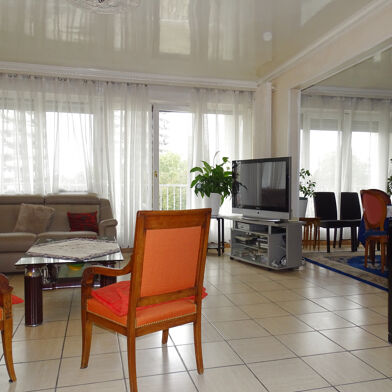 Appartement 5 pièces 335000 €