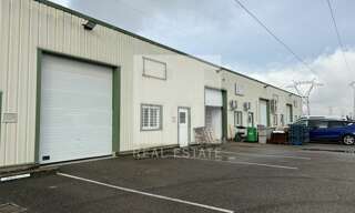 Commerce  150 m² à louer à Jonage (69330)