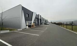 Commerce  190 m² à louer à Sarcey (69490)