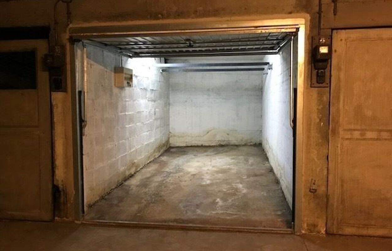 garage  pièces 14 m2 à vendre à Levallois-Perret (92300)