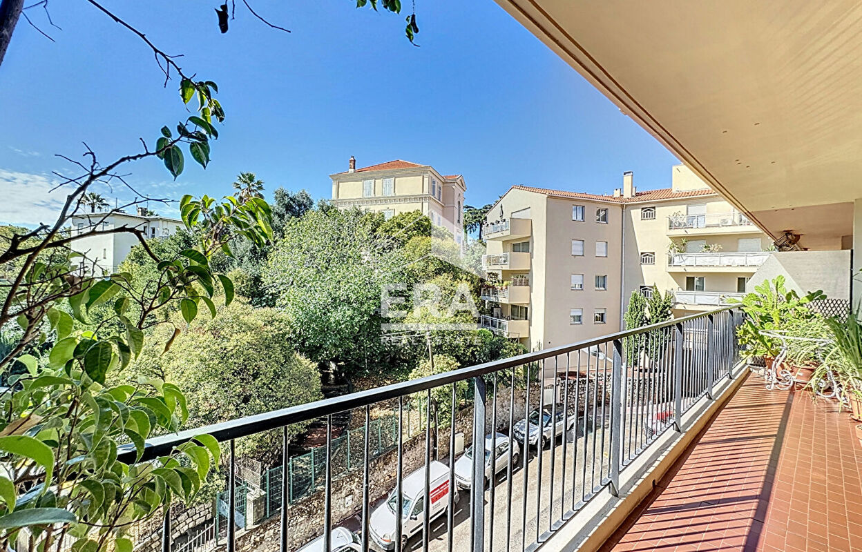 appartement 2 pièces 49 m2 à vendre à Cannes (06400)