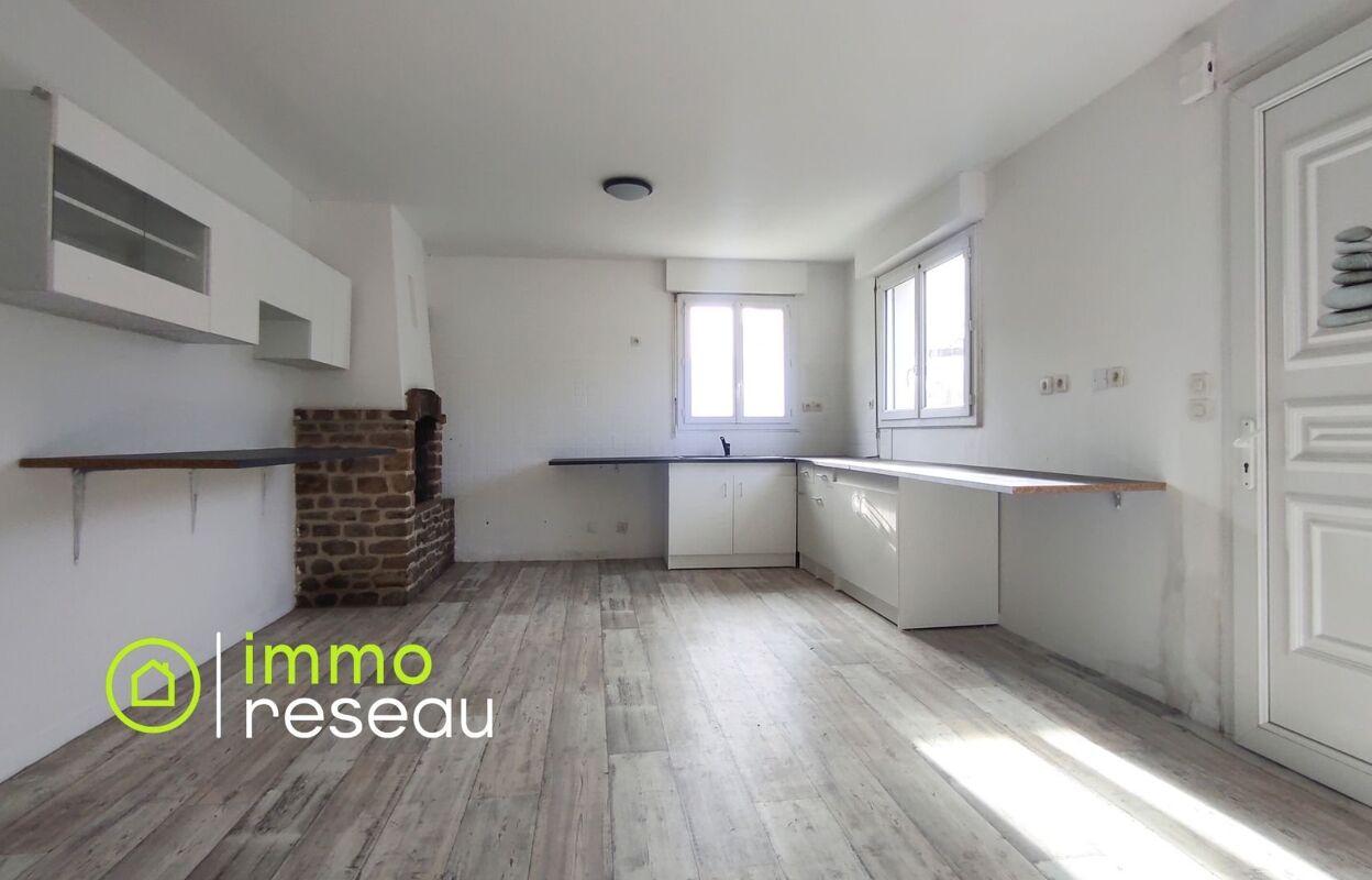 maison 4 pièces 122 m2 à louer à Moyon (50860)