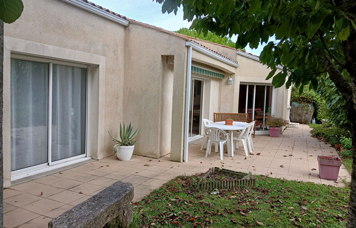 maison 4 pièces 110 m2 à vendre à Saint-Sulpice-de-Royan (17200)