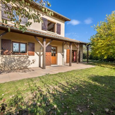 Maison 6 pièces 399000 €