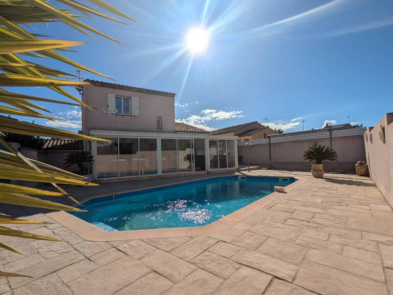 VILLA T4 PROCHE CENTRE ET AU CALME — photo 1