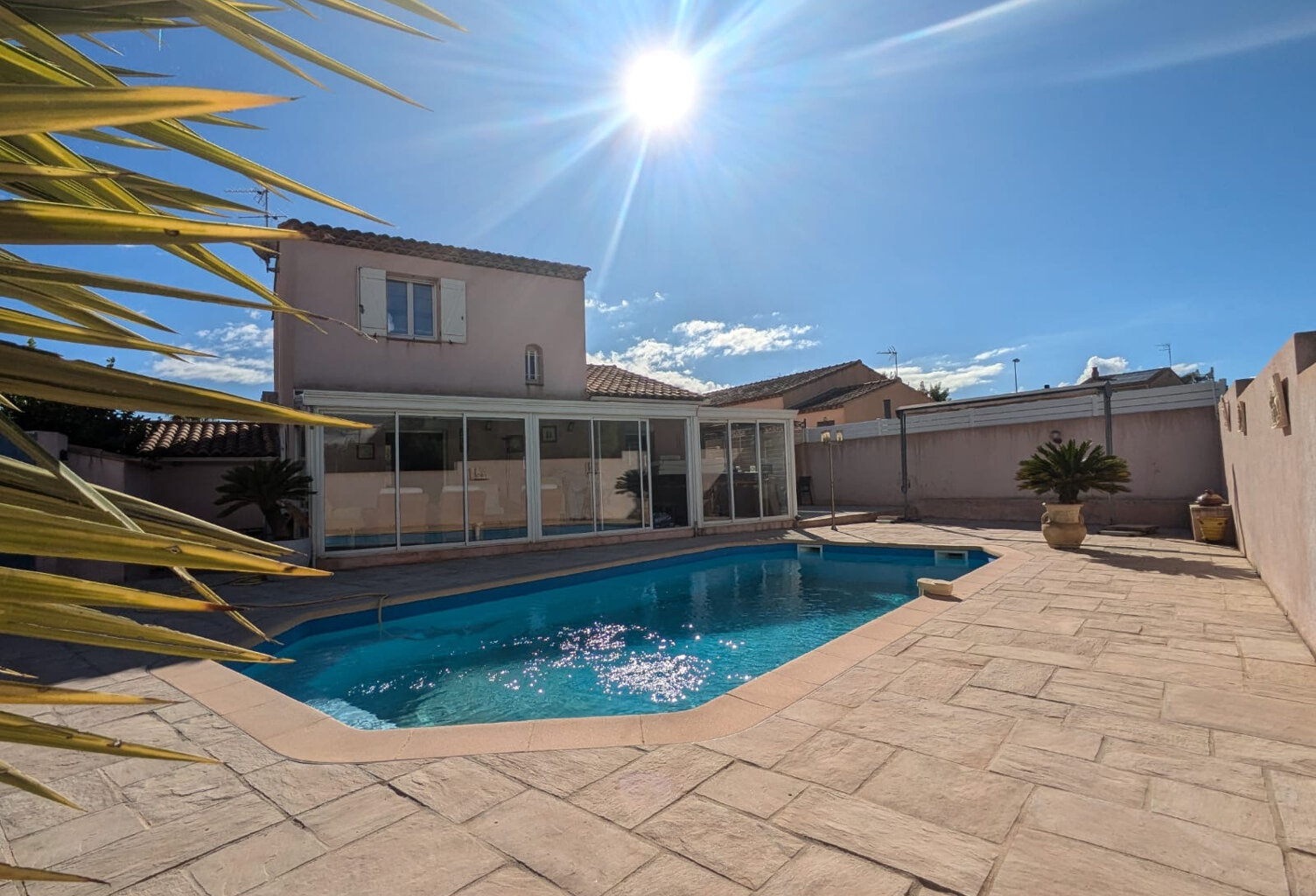 VILLA T4 PROCHE CENTRE ET AU CALME — photo 1