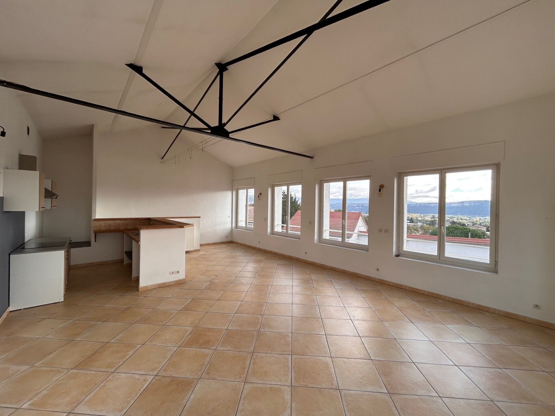 Appartement  T4 à vendre Aubenas 07200