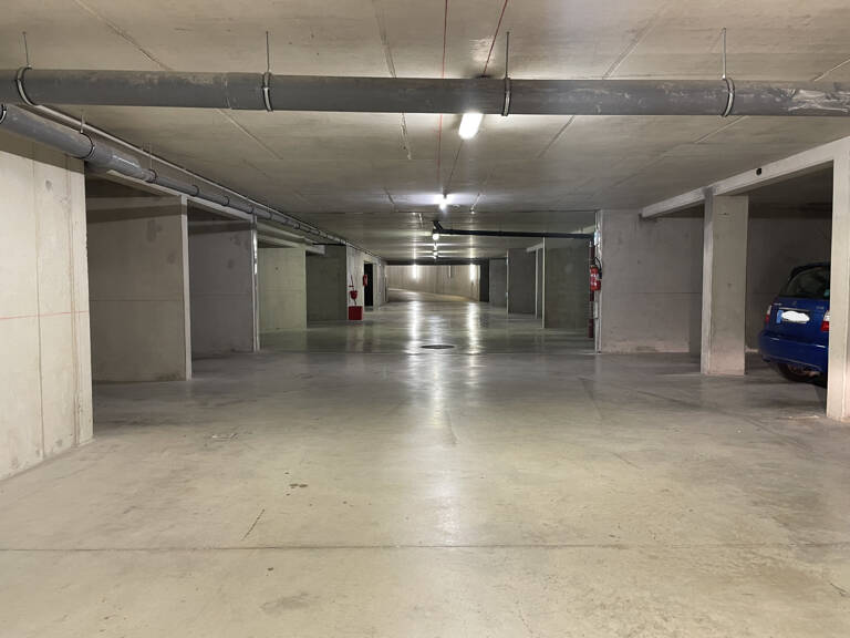 A vendre lot de 10 places de stationnement en sous-sol aix en provence — photo 1