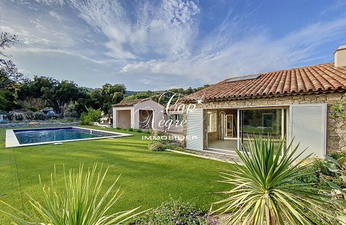 VILLA DE CHARME EN PIERRE T5 DE 200m² REFAITE À NEUF À VENDRE AU — photo 2