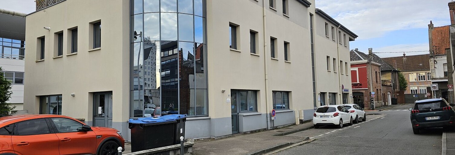 Commerce  93 m² à louer à Béthune (62400)