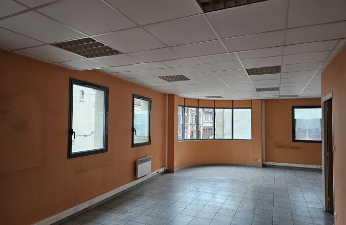 Local commercial — photo 3