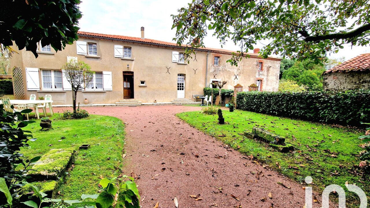 maison 10 pièces 145 m2 à vendre à Saint-Hilaire-le-Vouhis (85480)