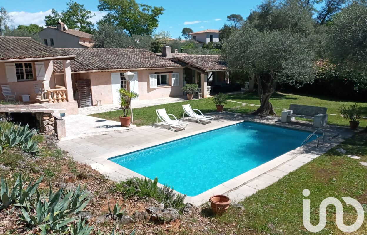 maison 5 pièces 177 m2 à vendre à Roquefort-les-Pins (06330)