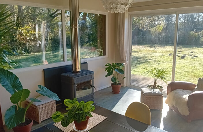 À vendre : Maison de plain-pied en lisière de forêt  Un havre de paix de 140 m2 — photo 2
