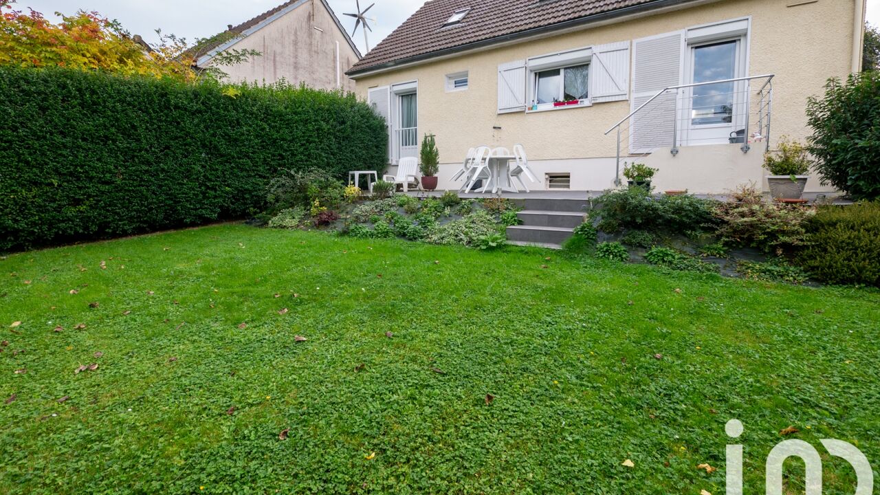 maison 6 pièces 113 m2 à vendre à Moussy-le-Vieux (77230)