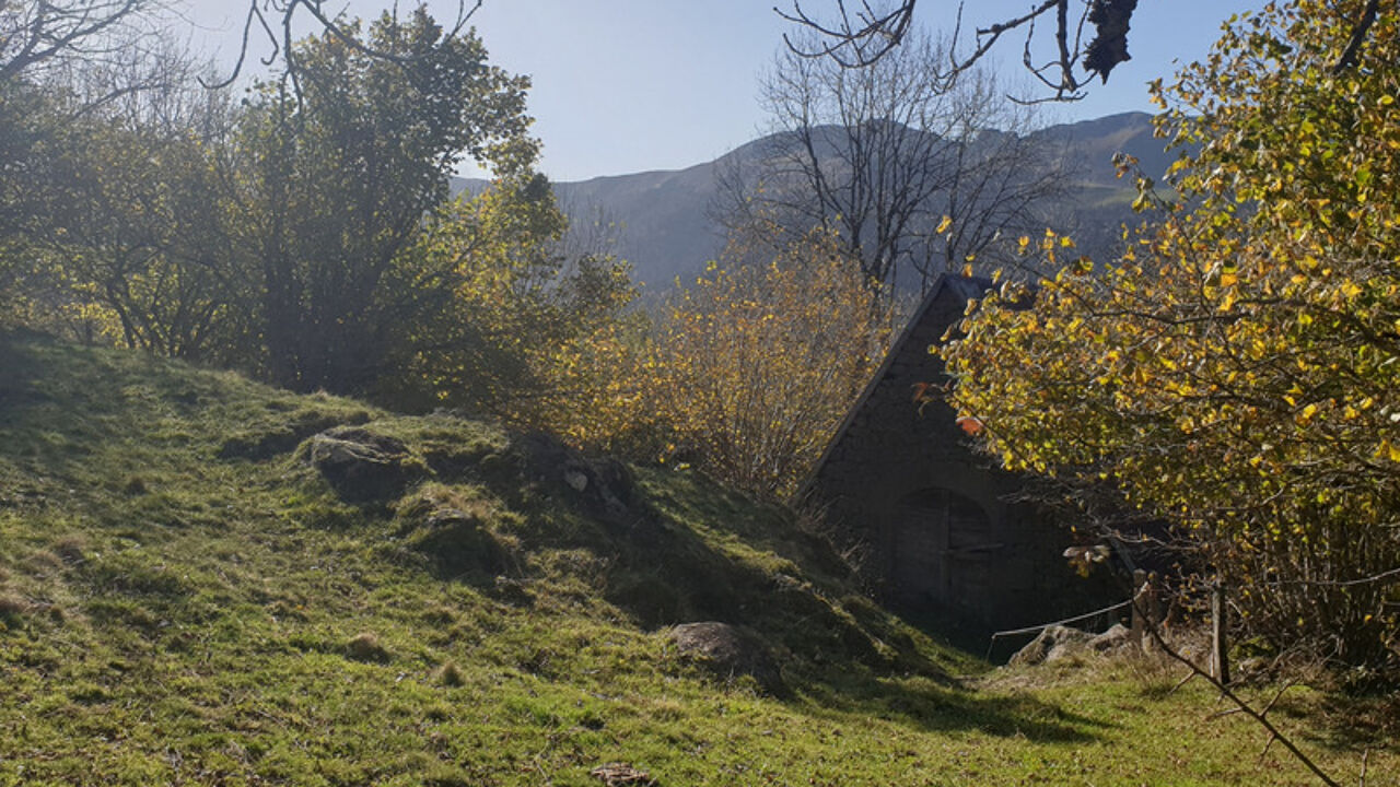 maison 2 pièces 180 m2 à vendre à Le Falgoux (15380)