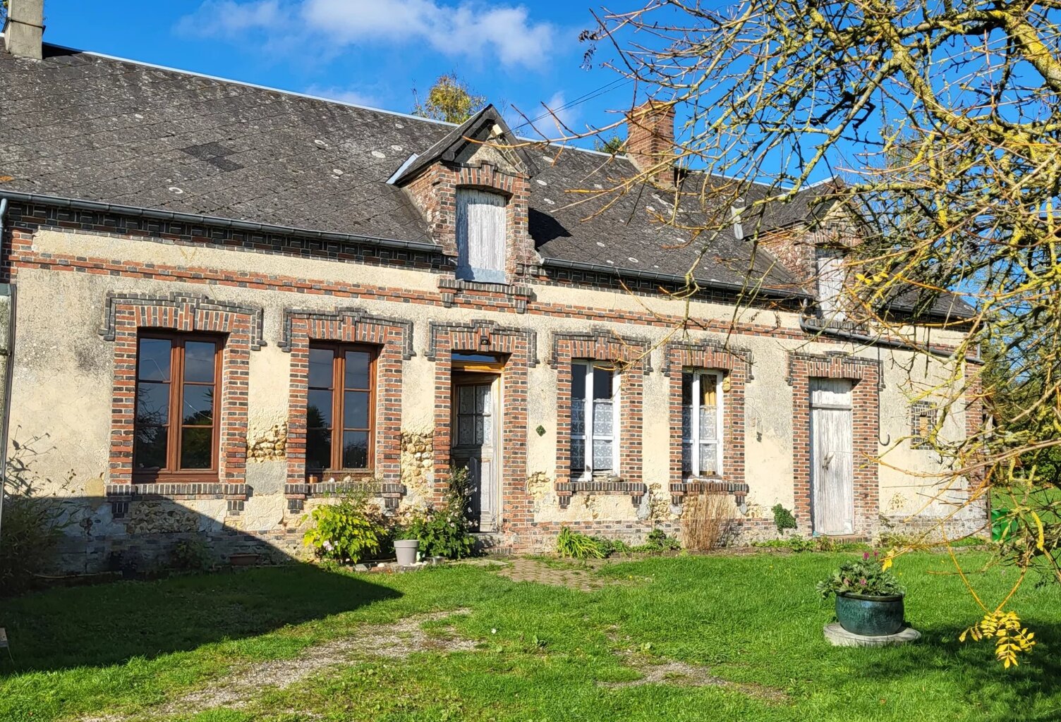 Maison de 87m² sur propriété de 9.95ha — photo 1