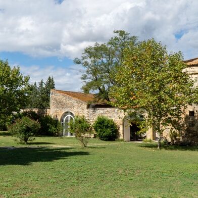 Maison 15 pièces 2223760 €