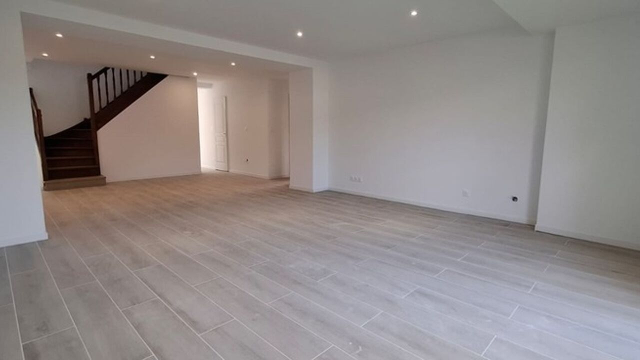 maison 5 pièces 116 m2 à vendre à Saint-Quentin (02100)