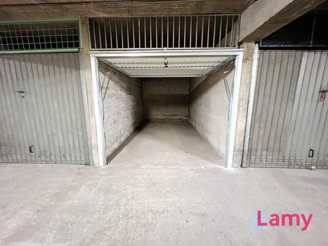 Parking — photo du bien