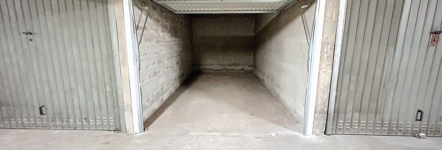 Garage  11 m² à vendre à Aix-en-Provence (13100)