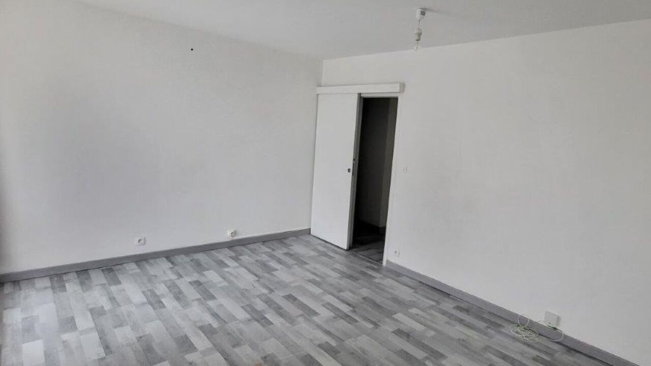 appartement 3 pièces 69 m2 à louer à Élancourt (78990)