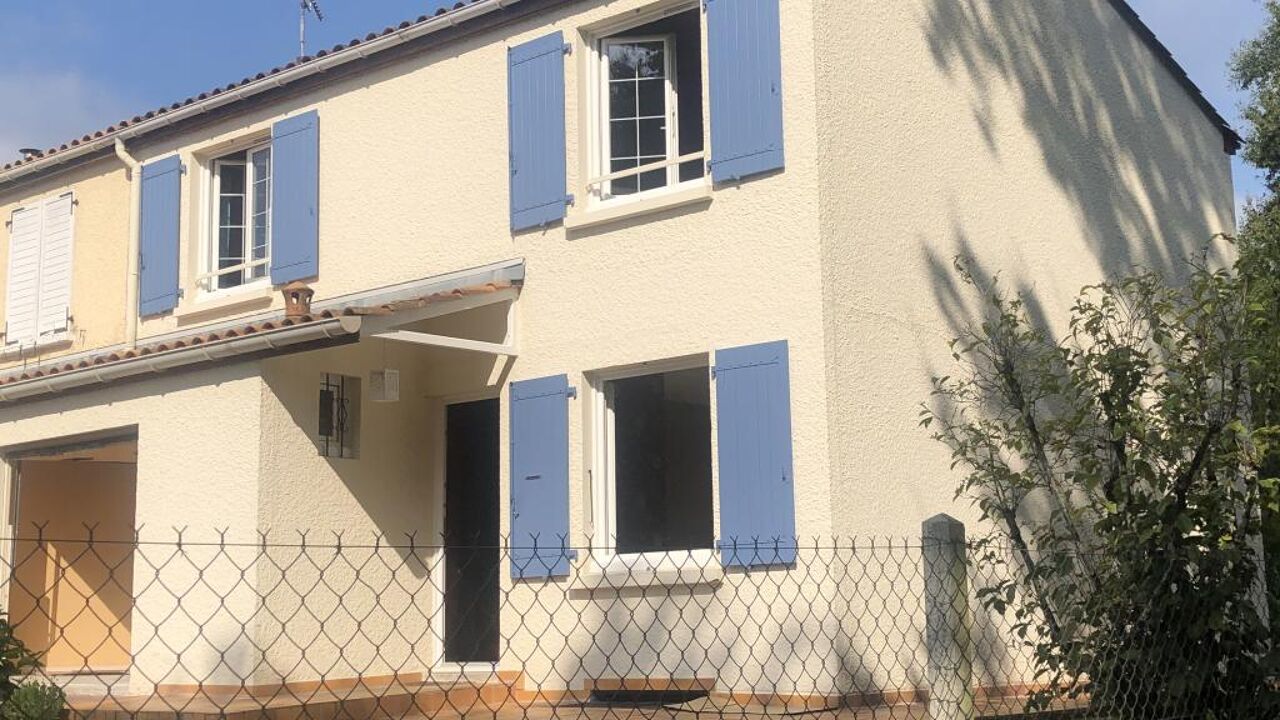 maison 4 pièces 92 m2 à louer à Angoulême (16000)