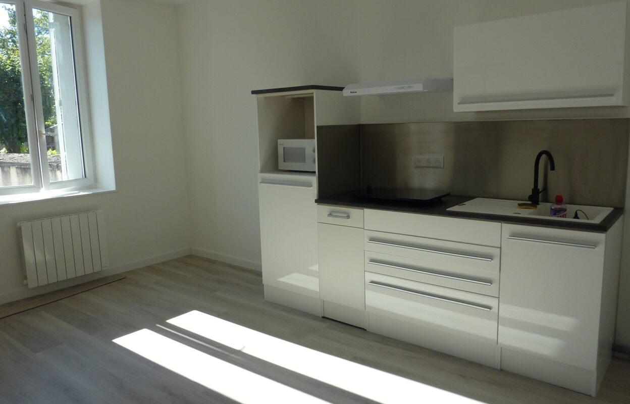 appartement 2 pièces 41 m2 à louer à Montmorillon (86500)