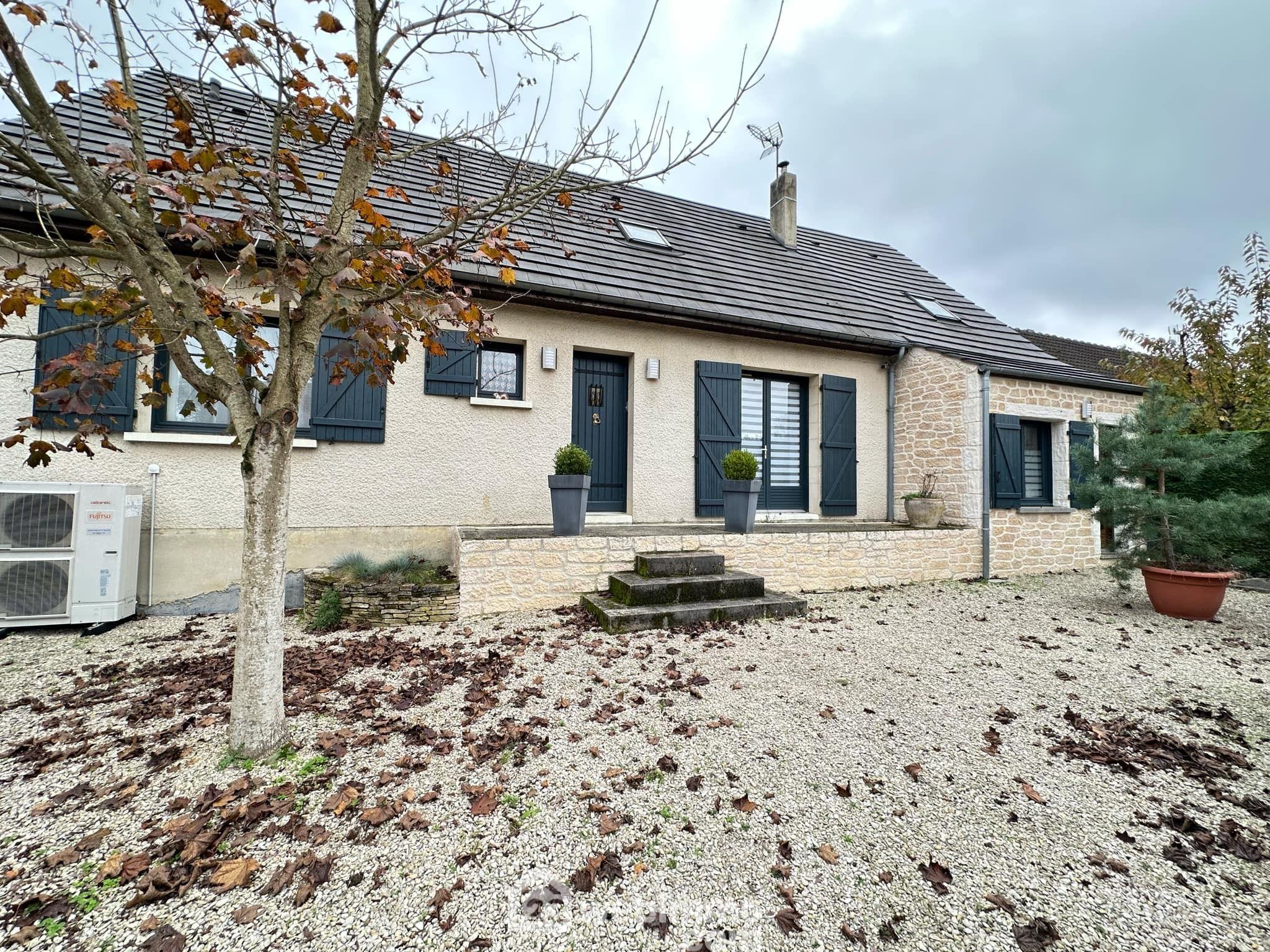 Photo Maison - 187m² - Mauregny-en-Haye image 1/4