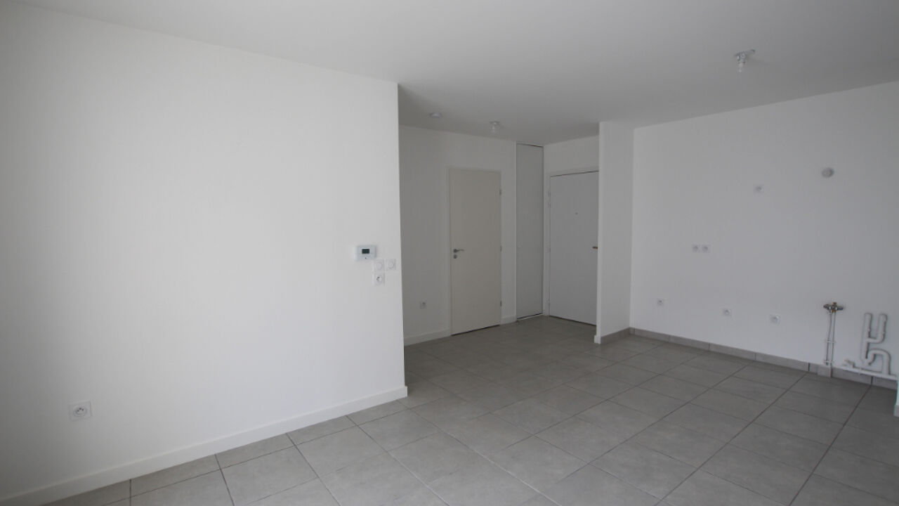 appartement 2 pièces 38 m2 à louer à Saint-Fons (69190)