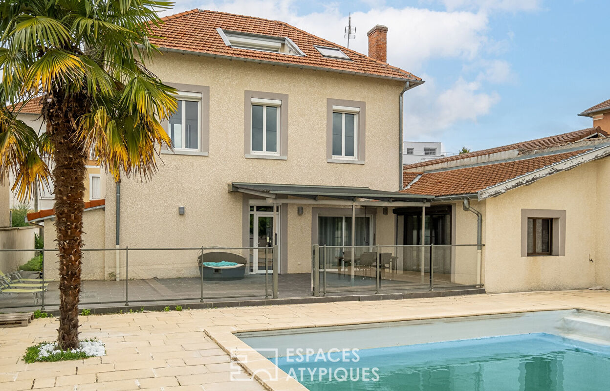 maison 7 pièces 213 m2 à vendre à Tignieu-Jameyzieu (38230)