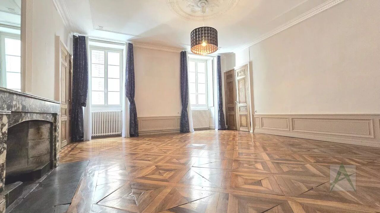 appartement 7 pièces 248 m2 à vendre à Chambéry (73000)