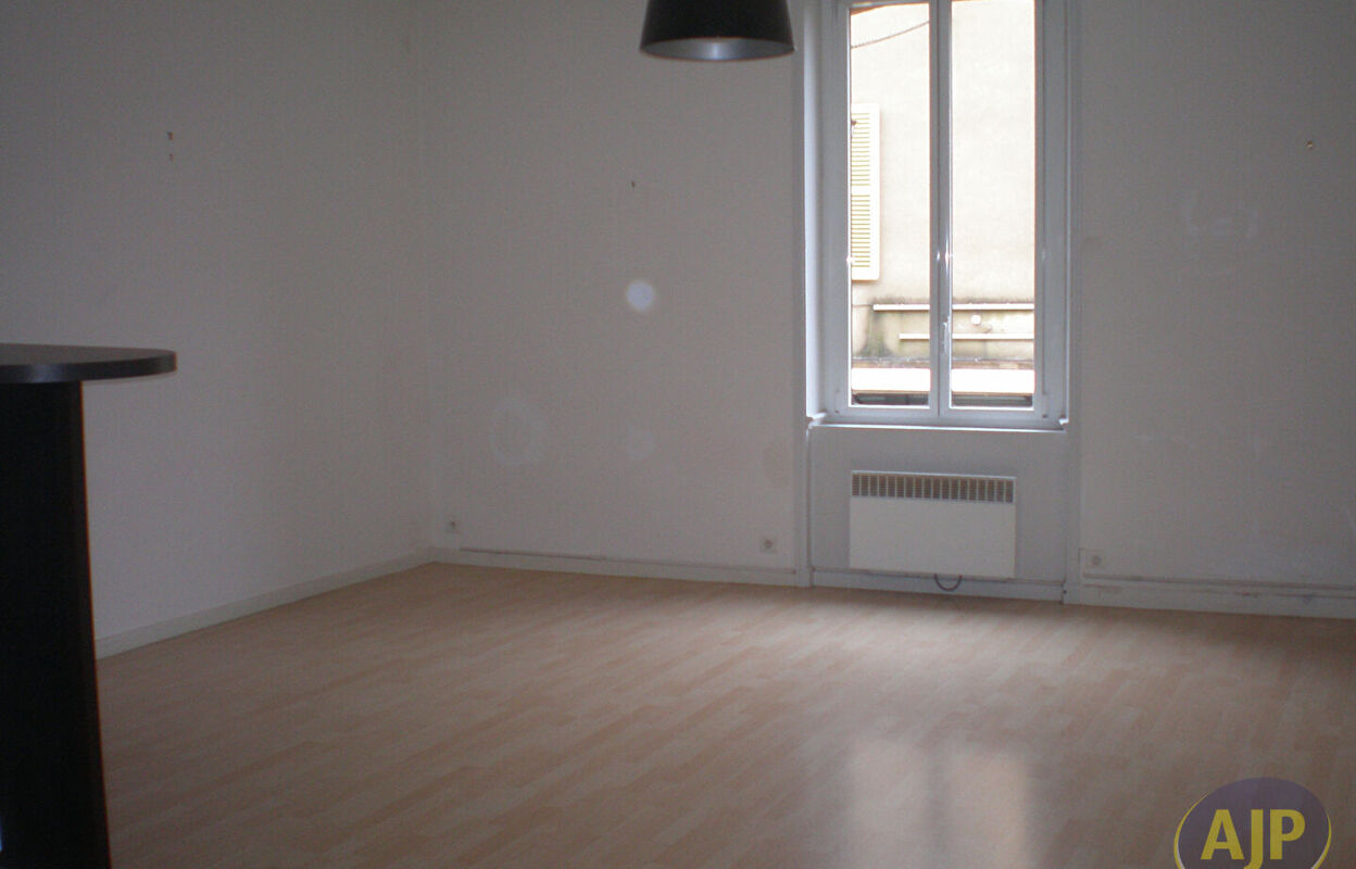 appartement 3 pièces 72 m2 à louer à Clisson (44190)