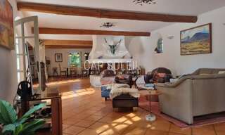 Maison 9 Pièces 261 m² à vendre à L'Isle-sur-la-Sorgue (84800)