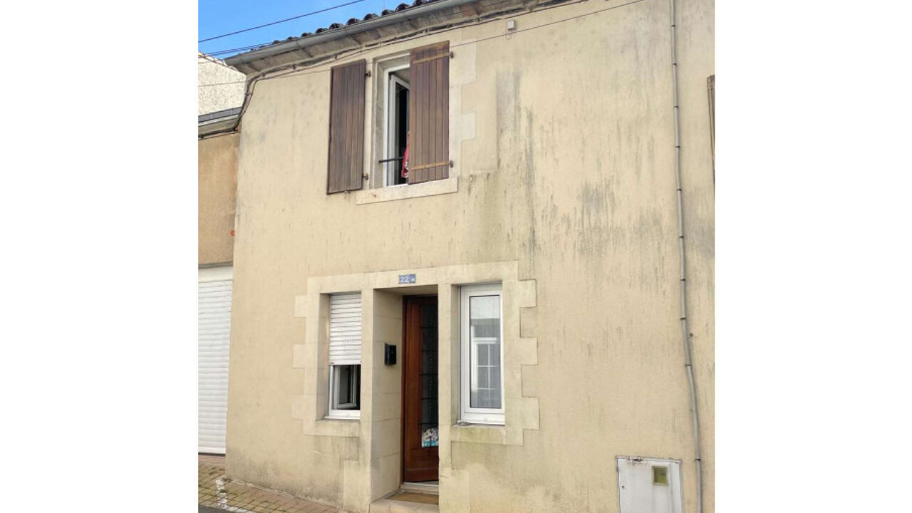 maison 2 pièces 31 m2 à vendre à La Châtaigneraie (85120)