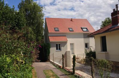 location maison 982 € CC /mois à proximité de Saint-Sulpice-Et-Cameyrac (33450)