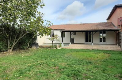 location maison 1 200 € CC /mois à proximité de Saint-Jean-de-Thurigneux (01390)