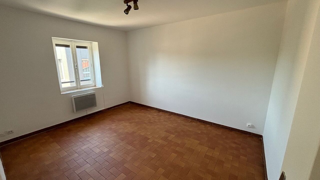 appartement 1 pièces 28 m2 à louer à Francheville (69340)