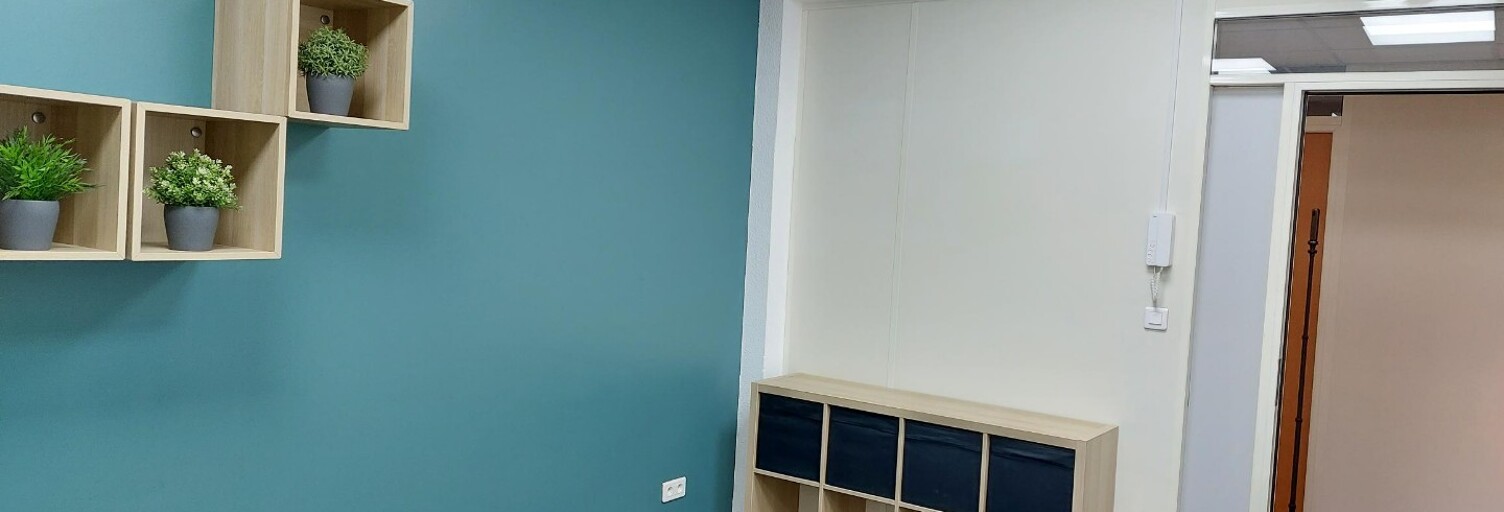 Bureau  14 m² à louer à Dardilly (69570)