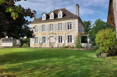 Maison 10 pièces 639000 €