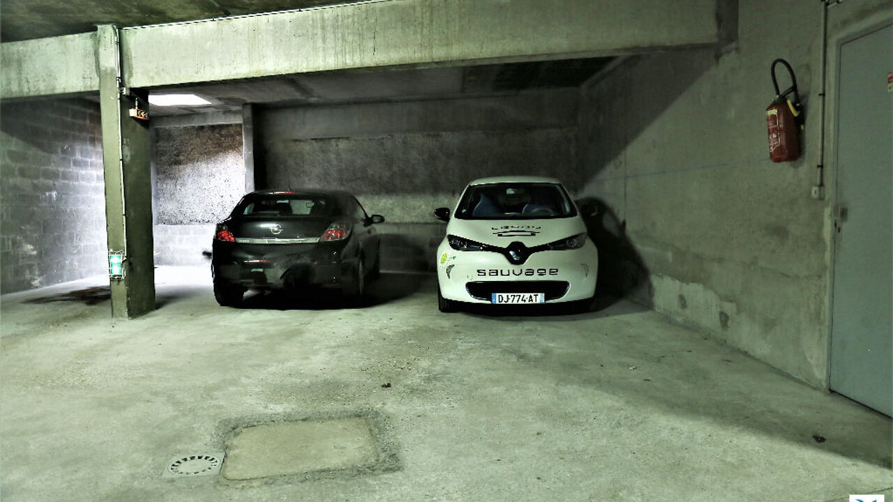 garage  pièces  m2 à louer à Rouen (76000)