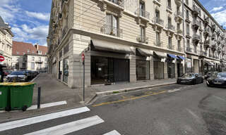 Commerce  175 m² à louer à Grenoble (38000)