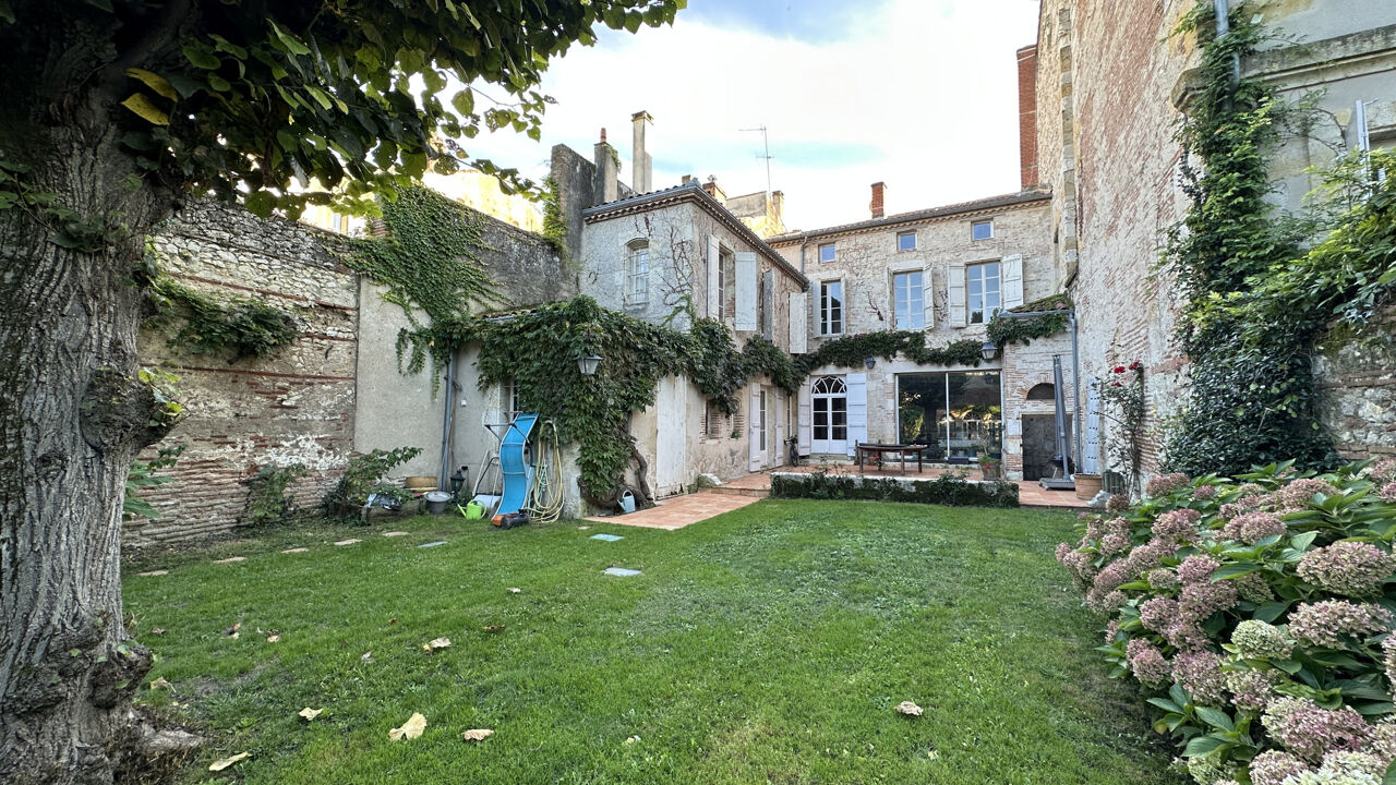 maison 10 pièces 377 m2 à vendre à Agen (47000)