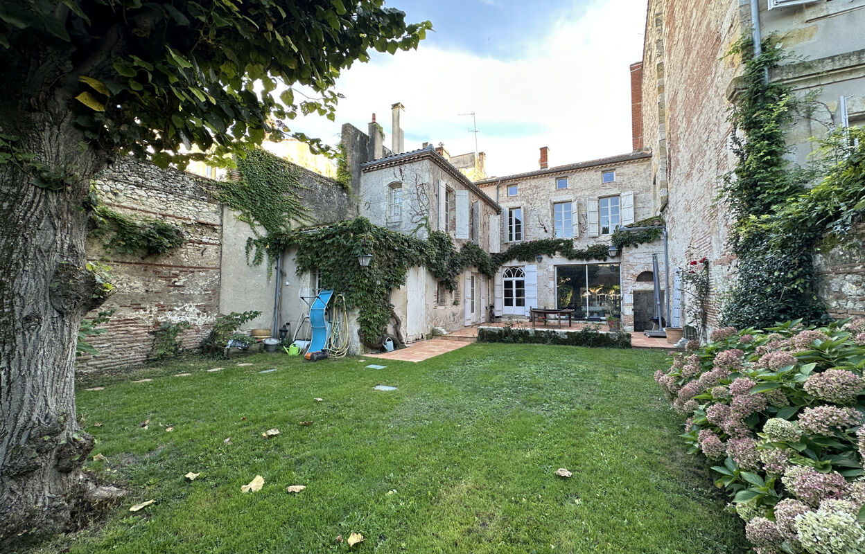 maison 10 pièces 377 m2 à vendre à Agen (47000)