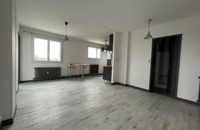 location appartement 750 € CC /mois à proximité de Smarves (86240)